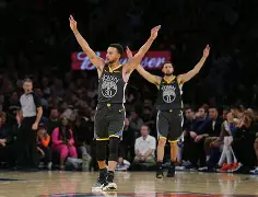 勇士客场落败开拓者，斯图尔特状态回升独一分的简单介绍